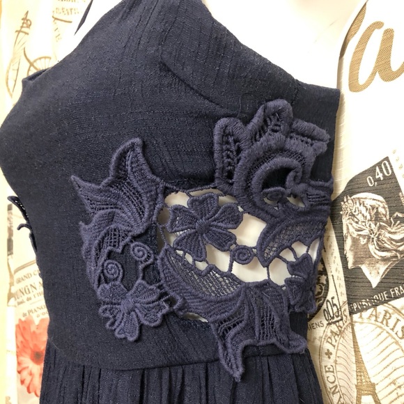 Socialite Navy Blue Dress With Cutouts - Picture 4 of 10